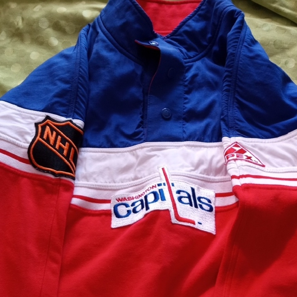 NHL Washington Capitals Red and Blue Sweatshirt With Flannel Lining by Apex